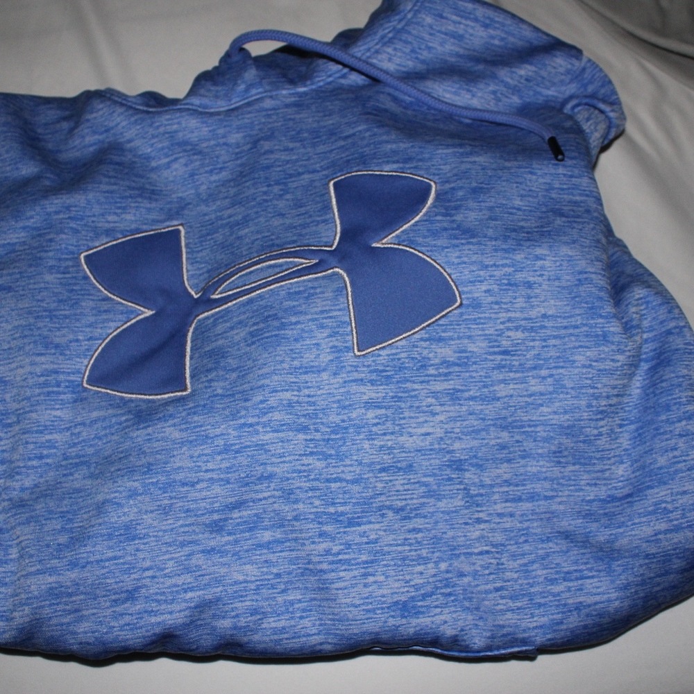 *LAST CHANCE* Blue Under Armor Sweatshirt
